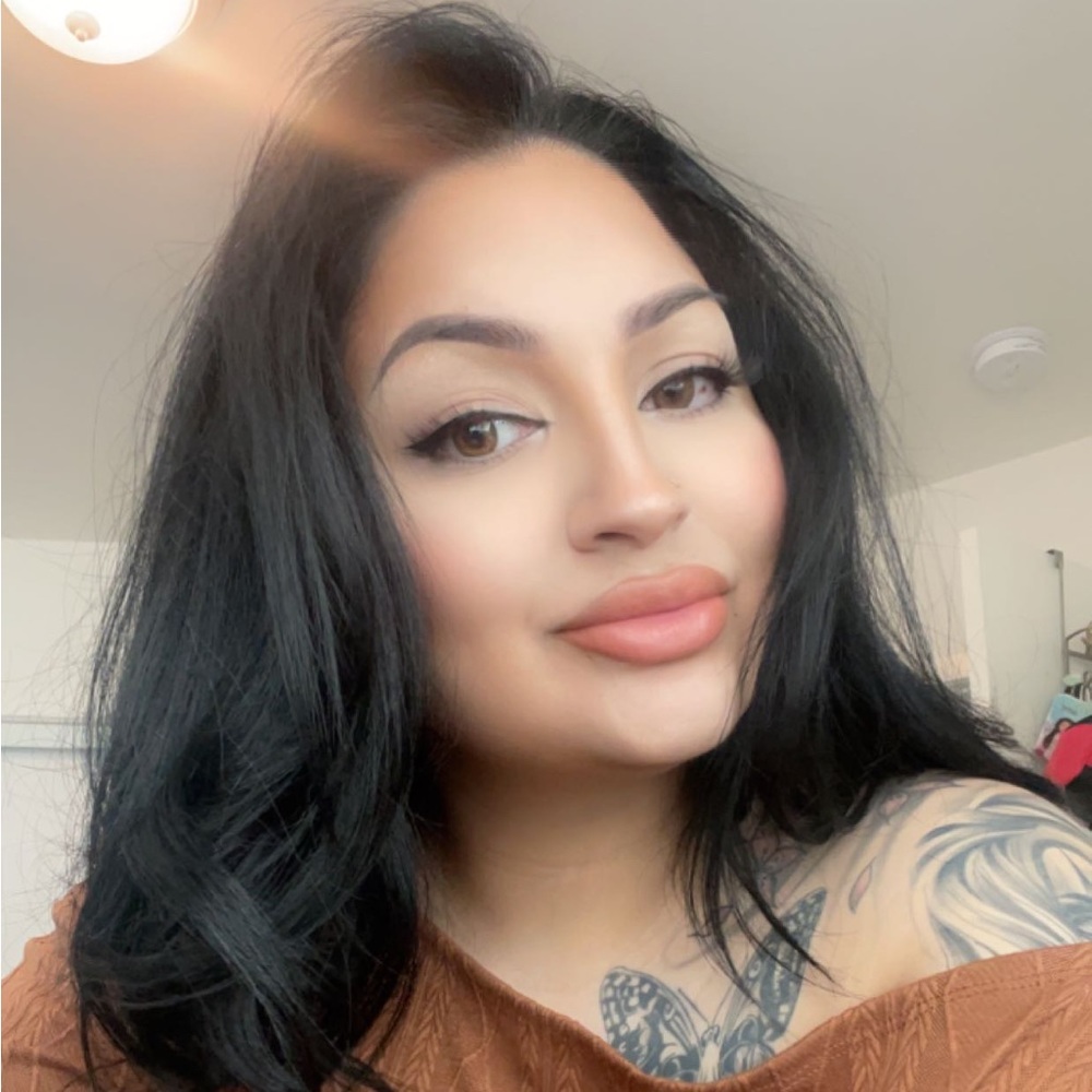 Meet your Posher, Vanessa